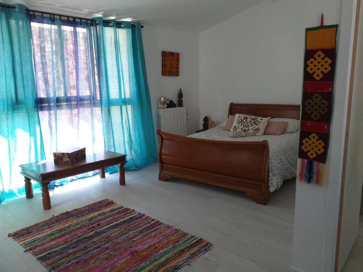 Apartamento La Maison D Annick Lodève Exterior foto